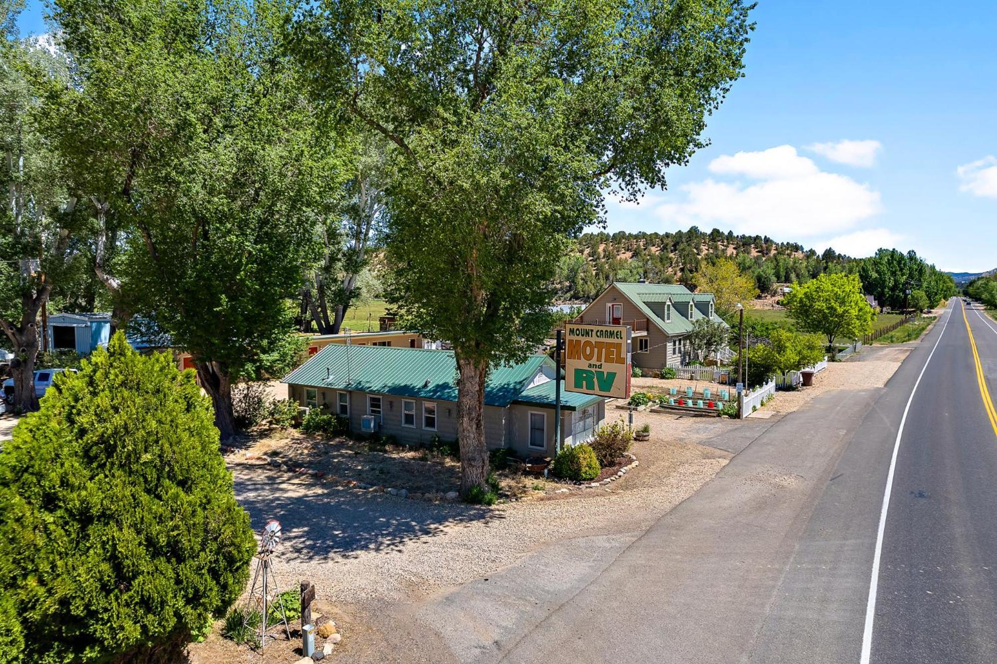 Mount Carmel Motel In Southern Utah Desert Room 6 Luaran gambar